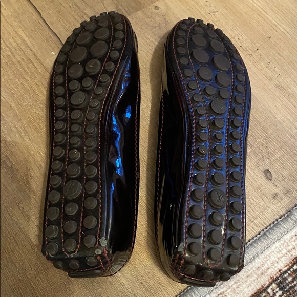 Louis Vuitton Ballet Flats Patent (Amarante) Leather - Picture 2 of 4